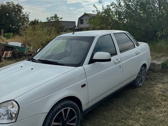 2012 Lada (ВАЗ) Priora I, белый, 400000 рублей - вид 5
