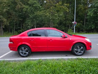 2008 Opel Astra H Рестайлинг, красный, 300000 рублей, вид 5
