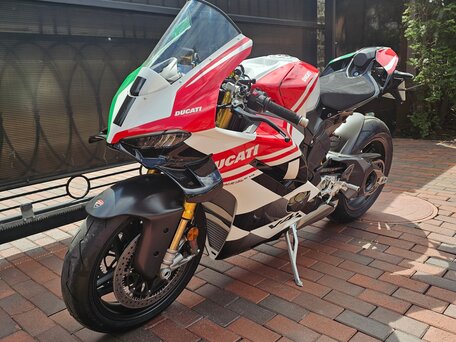 2025 Ducati Panigale V4, белый, 5500000 рублей, вид 4