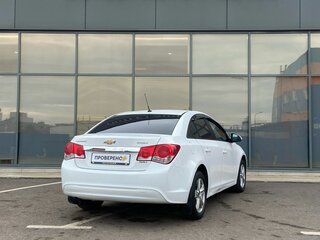 2013 Chevrolet Cruze I Рестайлинг, белый, 549000 рублей, вид 4