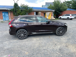 2021 Volvo XC60 II, коричневый, 2999999 рублей, вид 3