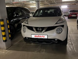 2017 Nissan Juke I Рестайлинг, белый, 1450000 рублей, вид 2