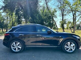 2015 Infiniti QX70, чёрный, 2100000 рублей, вид 4