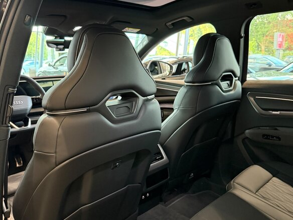 2026 Audi Q7 III (G8), чёрный, 18740000 рублей - вид 12