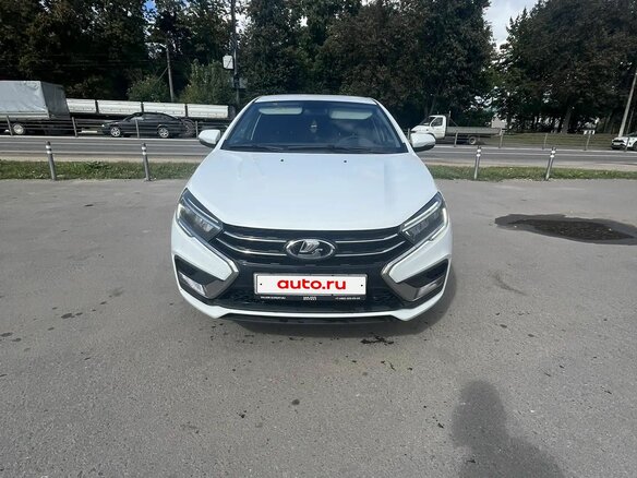 2023 Lada (ВАЗ) Vesta I Рестайлинг (NG), белый, 1150000 рублей - вид 1
