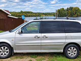 2005 Kia Carnival I Рестайлинг, серебристый, 519000 рублей, вид 5