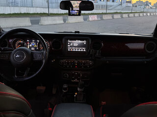 2020 Jeep Gladiator II (JT), чёрный, 5450000 рублей, вид 4