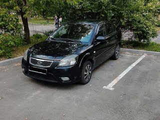 2011 Kia Rio II Рестайлинг, чёрный, 375500 рублей, вид 1