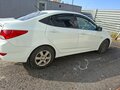 2014 Hyundai Solaris I Рестайлинг, белый, 830000 рублей - вид 2
