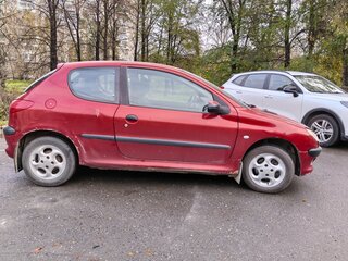 2001 Peugeot 206, красный, 180000 рублей, вид 4
