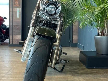 2026 Harley-Davidson Fat Boy, зелёный, 3950000 рублей - вид 3