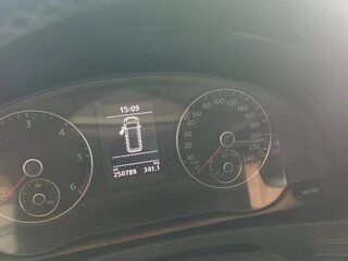 2011 Volkswagen Caravelle T5 Рестайлинг, коричневый, 2500000 рублей, вид 4