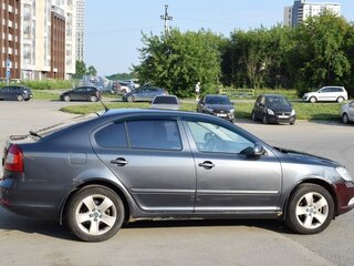 2011 Skoda Octavia II (A5) Рестайлинг, серый, 550000 рублей, вид 5