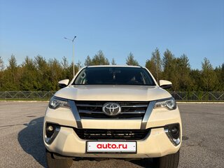 2018 Toyota Fortuner II, белый, 3400000 рублей, вид 5