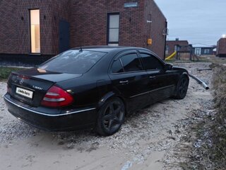 2004 Mercedes-Benz E-Класс 320 III (W211, S211), чёрный, 610000 рублей, вид 5