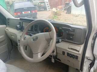 2017 Daihatsu Atrai V Рестайлинг, белый, 950000 рублей, вид 4