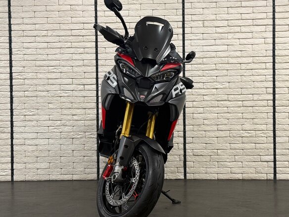 2026 Ducati Multistrada V4, белый, 4380000 рублей - вид 2