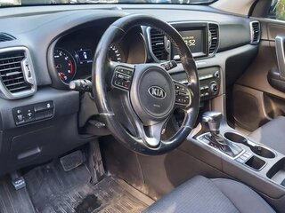 2018 Kia Sportage IV Рестайлинг, коричневый, 1580000 рублей, вид 5