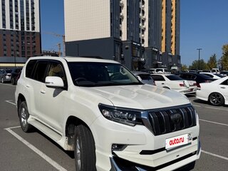 2017 Toyota Land Cruiser Prado 150 Series Рестайлинг 2, белый, 4000000 рублей, вид 2