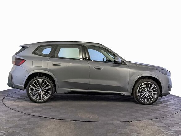2026 BMW X1 25Li xDrive III (U11/U12), серый - вид 3