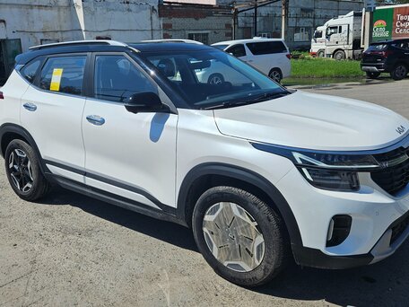 2026 Kia Seltos I Рестайлинг, белый, 2900000 рублей, вид 1