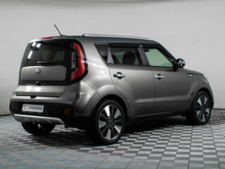 2017 Kia Soul II Рестайлинг, серый, 1499000 рублей, вид 5