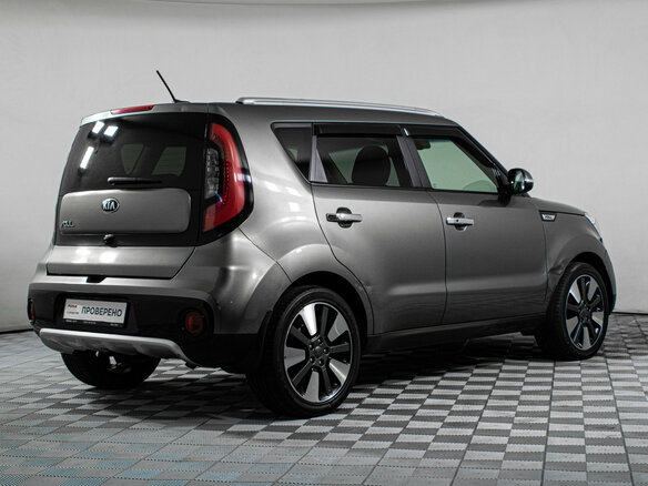 2017 Kia Soul II Рестайлинг, серый, 1499000 рублей - вид 4