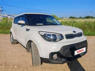 2018 Kia Soul II Рестайлинг, белый, 1525000 рублей, вид 1