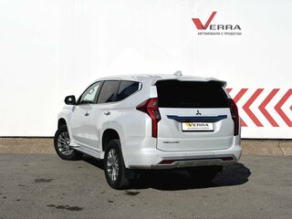 2020 Mitsubishi Pajero Sport III Рестайлинг, белый, 3690000 рублей, вид 3