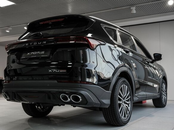 2026 Jetour X70+ I Рестайлинг, чёрный, 3399000 рублей - вид 1