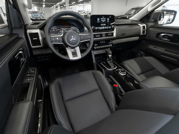 2025 Mitsubishi L200 VI, белый - вид 6