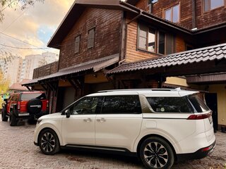 2022 Kia Carnival IV, белый, 4900000 рублей, вид 2