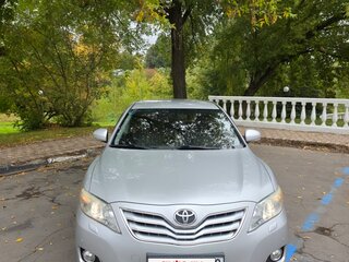 2010 Toyota Camry VI (XV40) Рестайлинг, серебристый, 1800000 рублей, вид 5