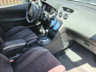 2011 Peugeot 308 I Рестайлинг, белый, 550000 рублей, вид 5