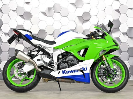 2024 Kawasaki ZX-6R Ninja, зелёный, 1299000 рублей, вид 3
