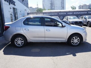 2017 Renault Logan II, серый, 570000 рублей, вид 4
