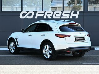 2017 Infiniti QX70, белый, 2047000 рублей, вид 2