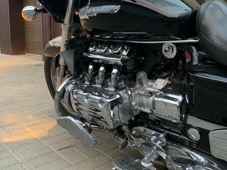 1999 Honda VT 1300CT Interstate, чёрный, 670748 рублей, вид 3