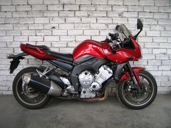 2008 Yamaha FZ1, красный, 480000 рублей - вид 6
