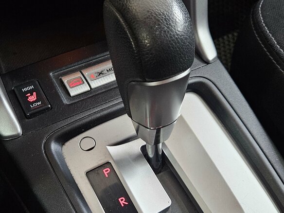 2014 Subaru Forester IV, зелёный, 1680000 рублей - вид 16