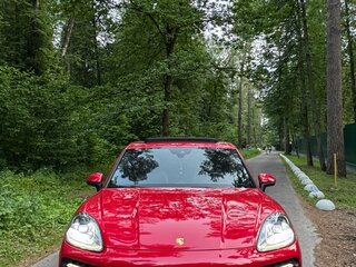 2022 Porsche Cayenne III, красный, 8550000 рублей, вид 3
