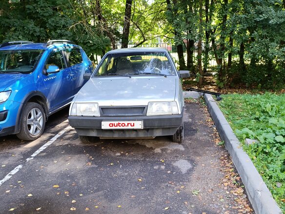 2003 Lada (ВАЗ) 21099, серебристый, 180000 рублей - вид 1