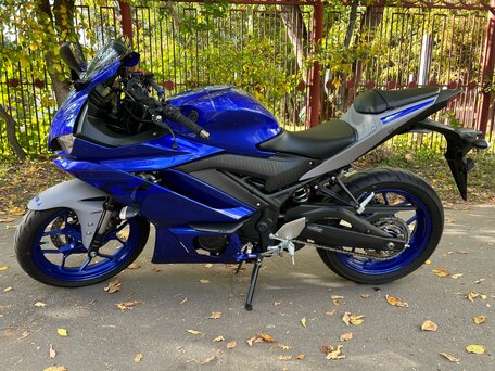 2020 Yamaha YZF-R3, синий, 585000 рублей, вид 2