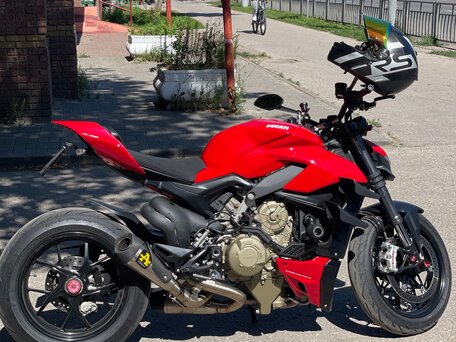2021 Ducati Streetfighter V4, красный, 1770000 рублей, вид 1