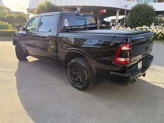 2021 Ram 1500 Quad Cab V, чёрный, 7999000 рублей, вид 4