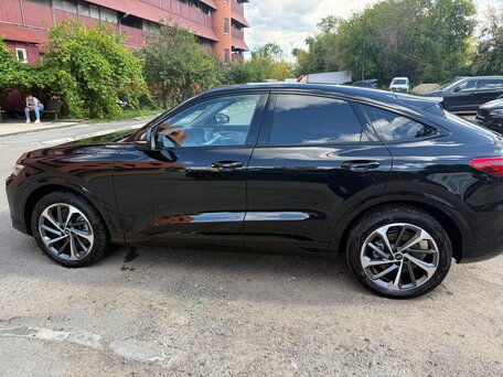 2025 Audi Q5 40 TDI III (GU), чёрный, 10950000 рублей, вид 3