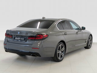 2021 BMW 5 серии 520d xDrive VII (G30/G31/G38) Рестайлинг, серый, 3335000 рублей, вид 5