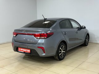 2018 Kia Rio IV, серый, 1280000 рублей, вид 4
