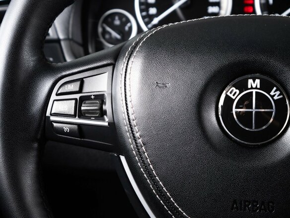 2012 BMW 5 серии 528i VI (F10/F11/F07), чёрный, 1849000 рублей - вид 12
