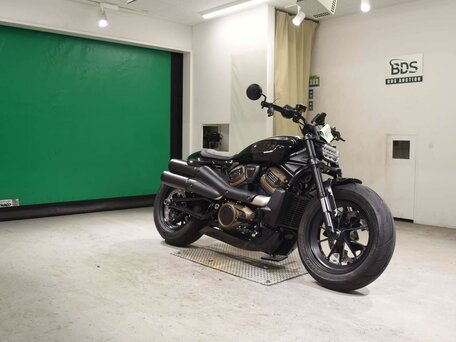 2021 Harley-Davidson Sportster S, чёрный, 1377000 рублей, вид 3